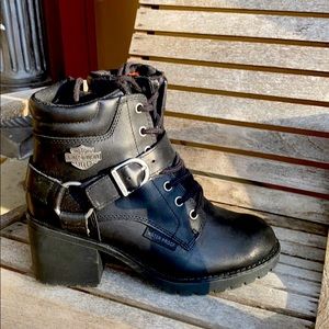 Women’s Harley Davidson boots